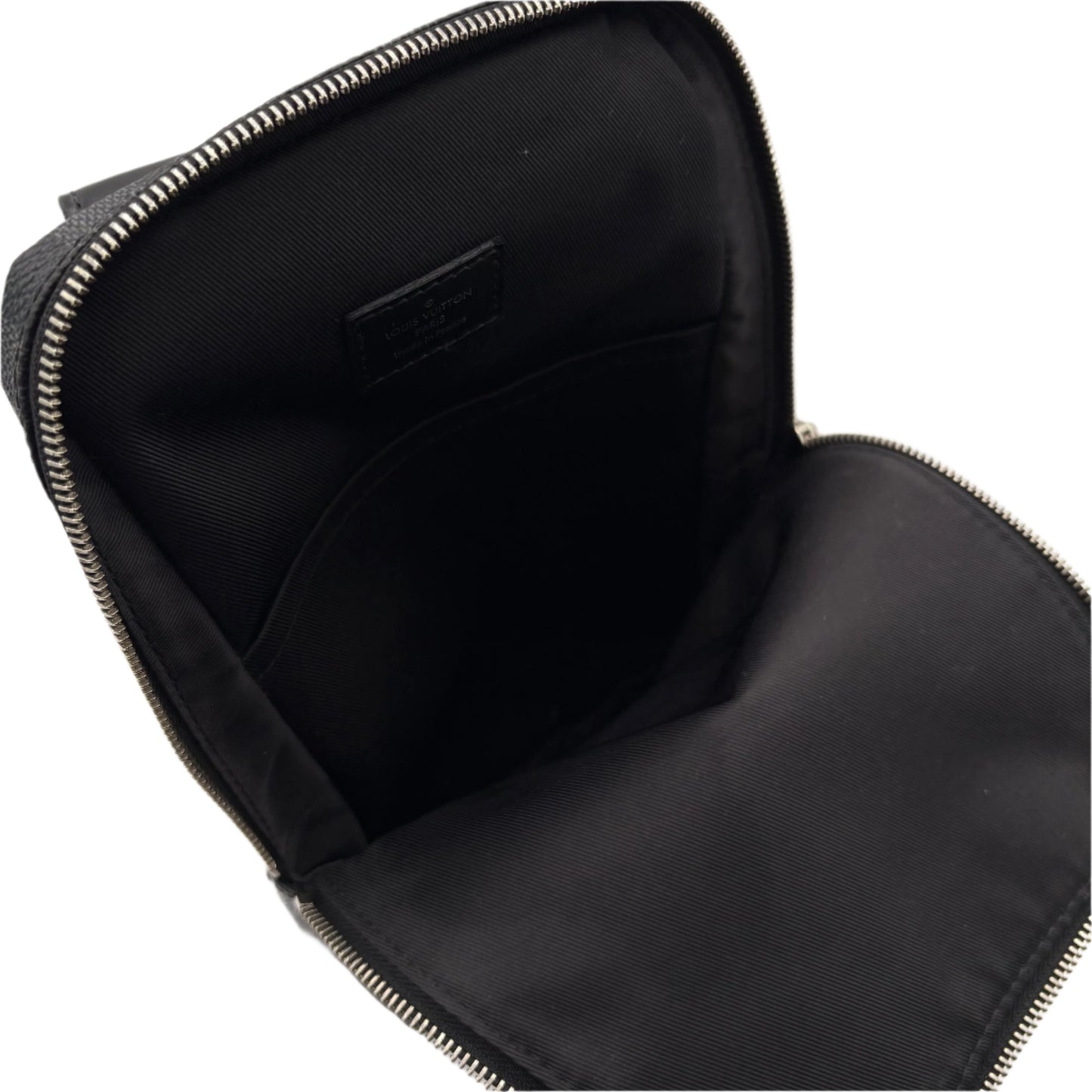 Louis Vuitton Avenue Sling Bag