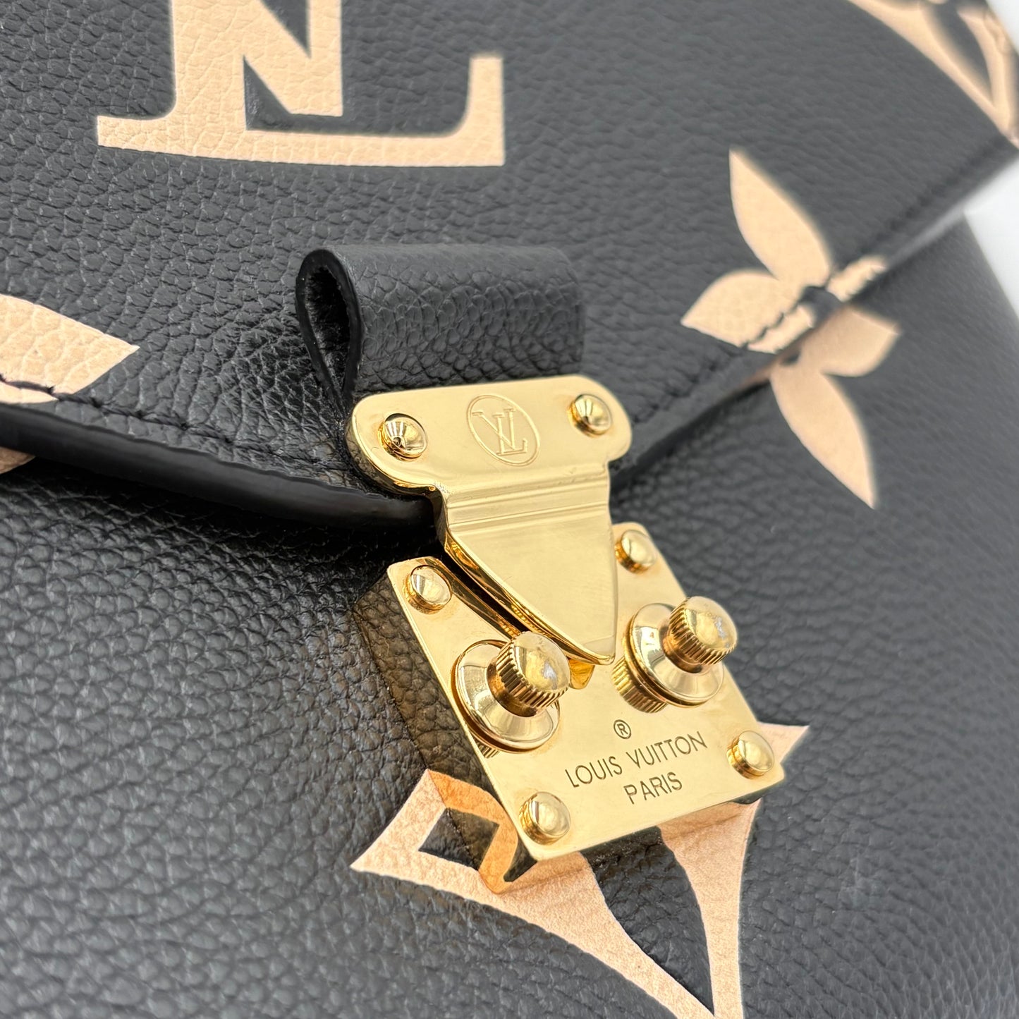 NIB Louis Vuitton Empreinte Giant Monogram Metis 2 Way