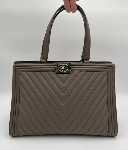 Chanel Chevron Boy Bag Tote-Taupe