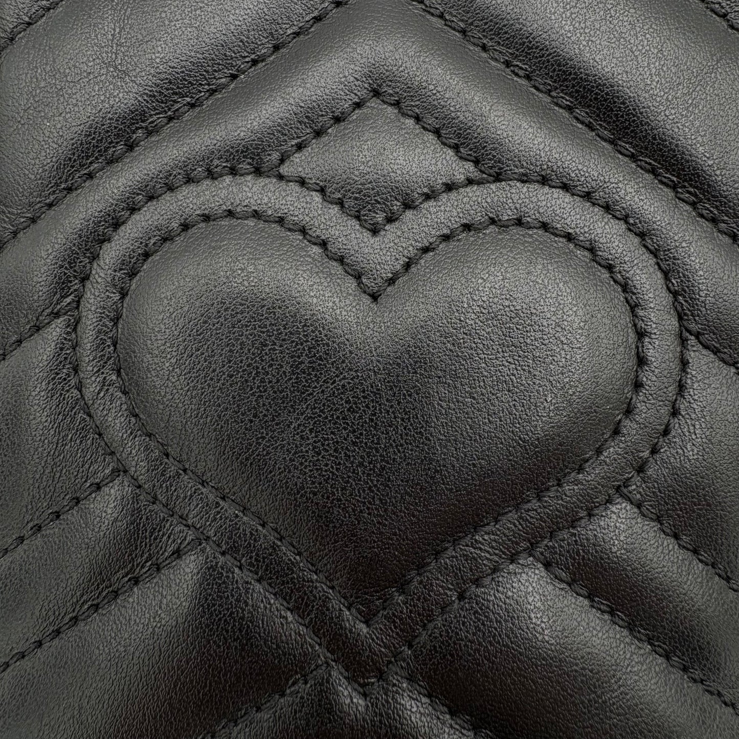 Gucci Marmont Vertical Phone Bag