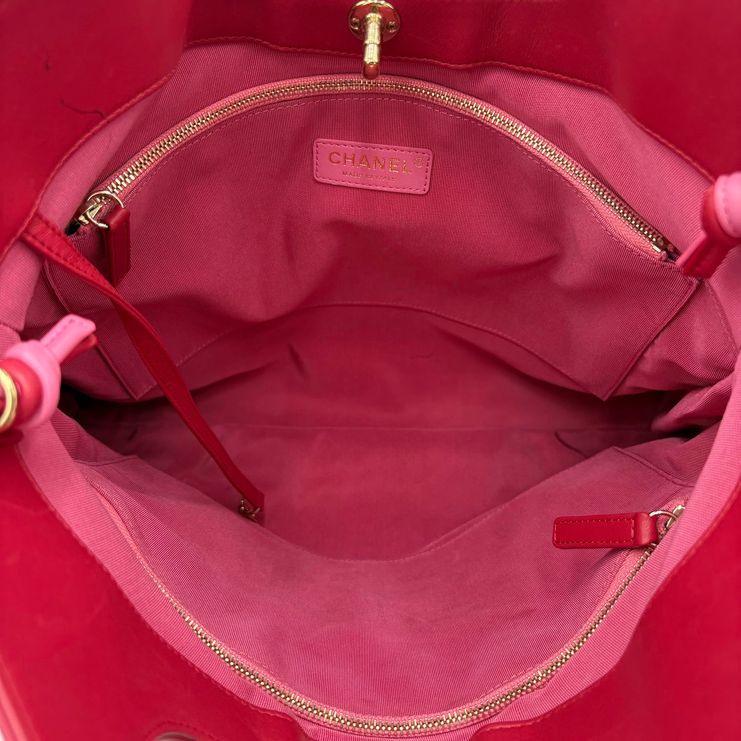 Chanel 31 Lambskin Large Shopping Tote : Pink/Red