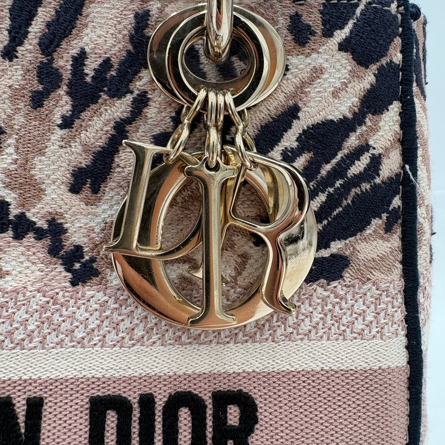 Christian Dior Lady D-Lite Bag-Embroidered : Medium