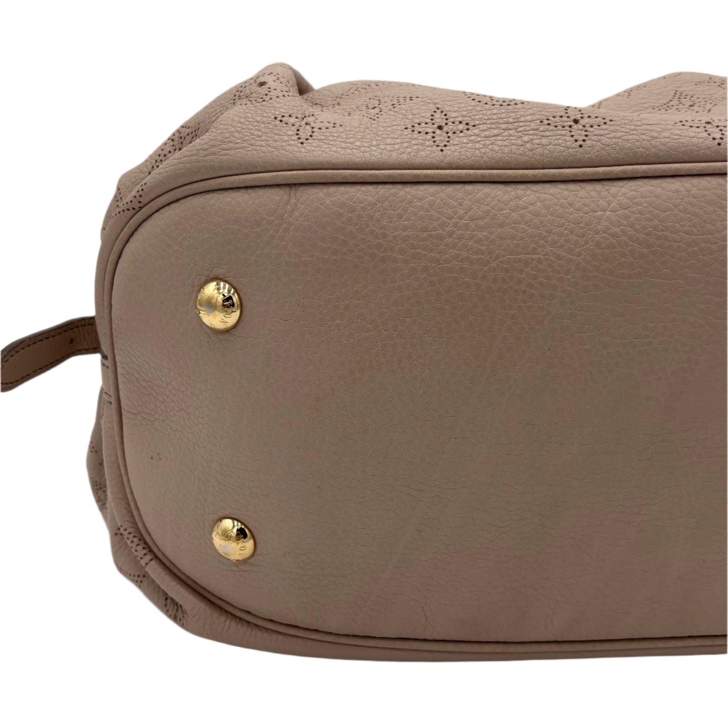 Louis Vuitton Mahina Hobo XL Bag Beige