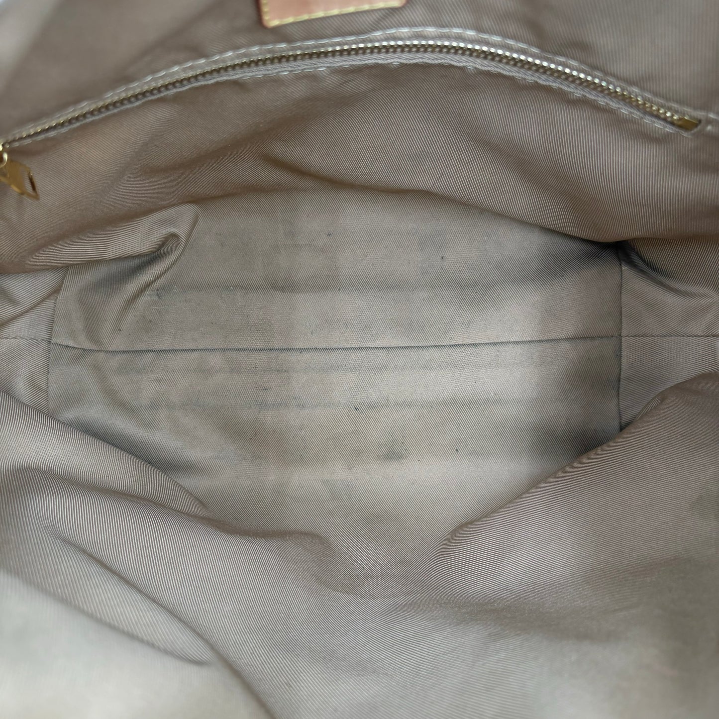 2020 Louis Vuitton Graceful Shoulder Bag PM