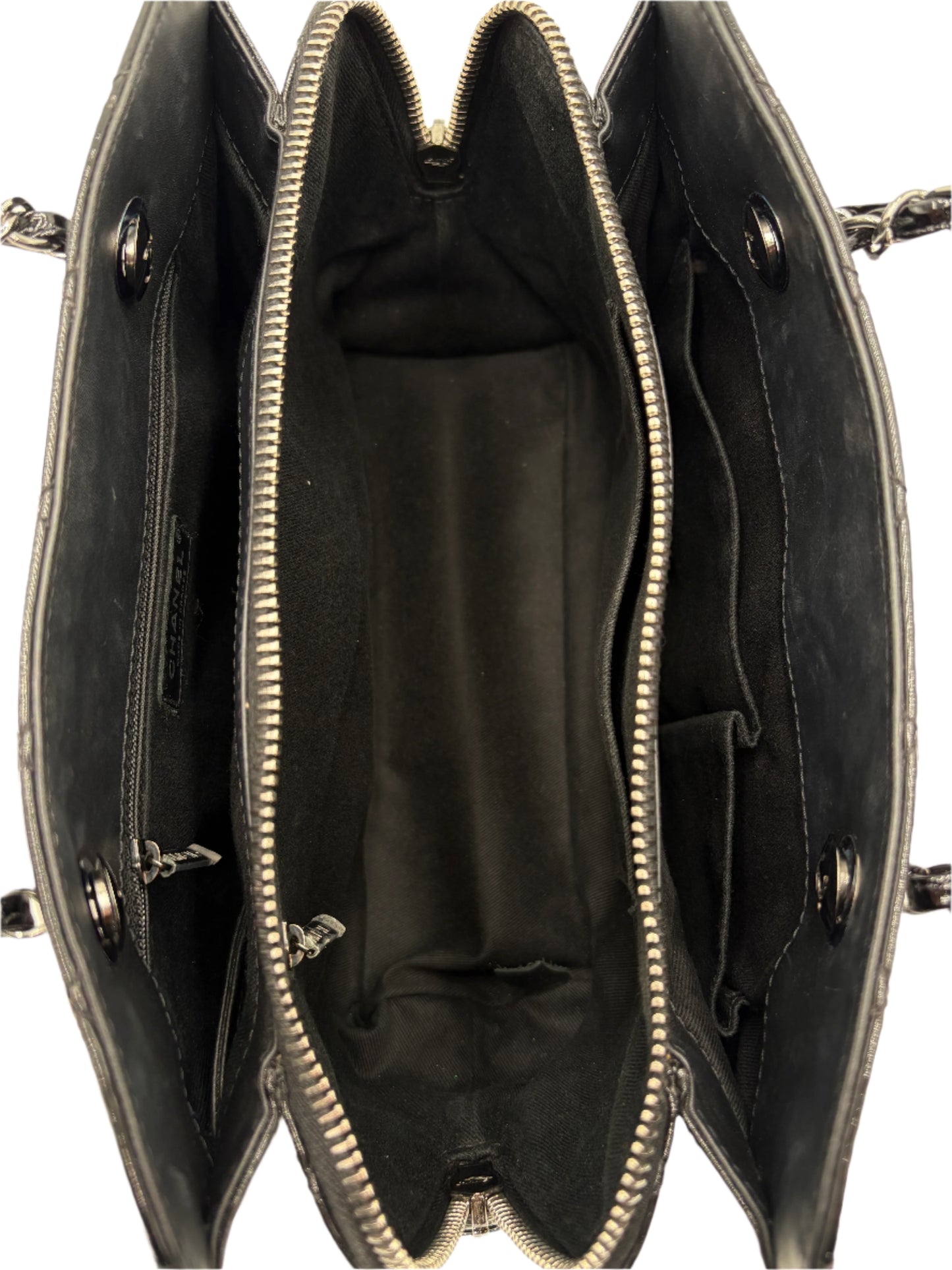 Chanel Patent zip Shopping Bag-Black