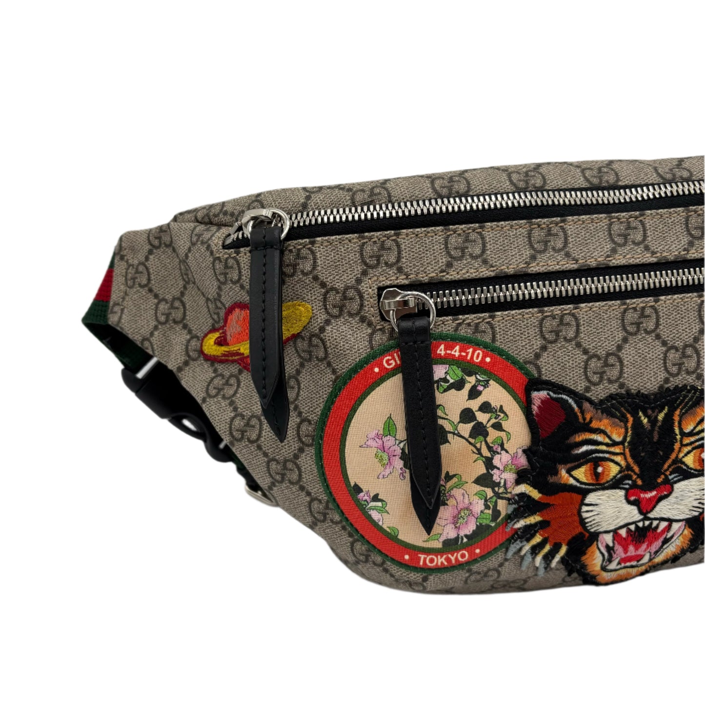 Gucci GG Supreme Courrier Belt Bag