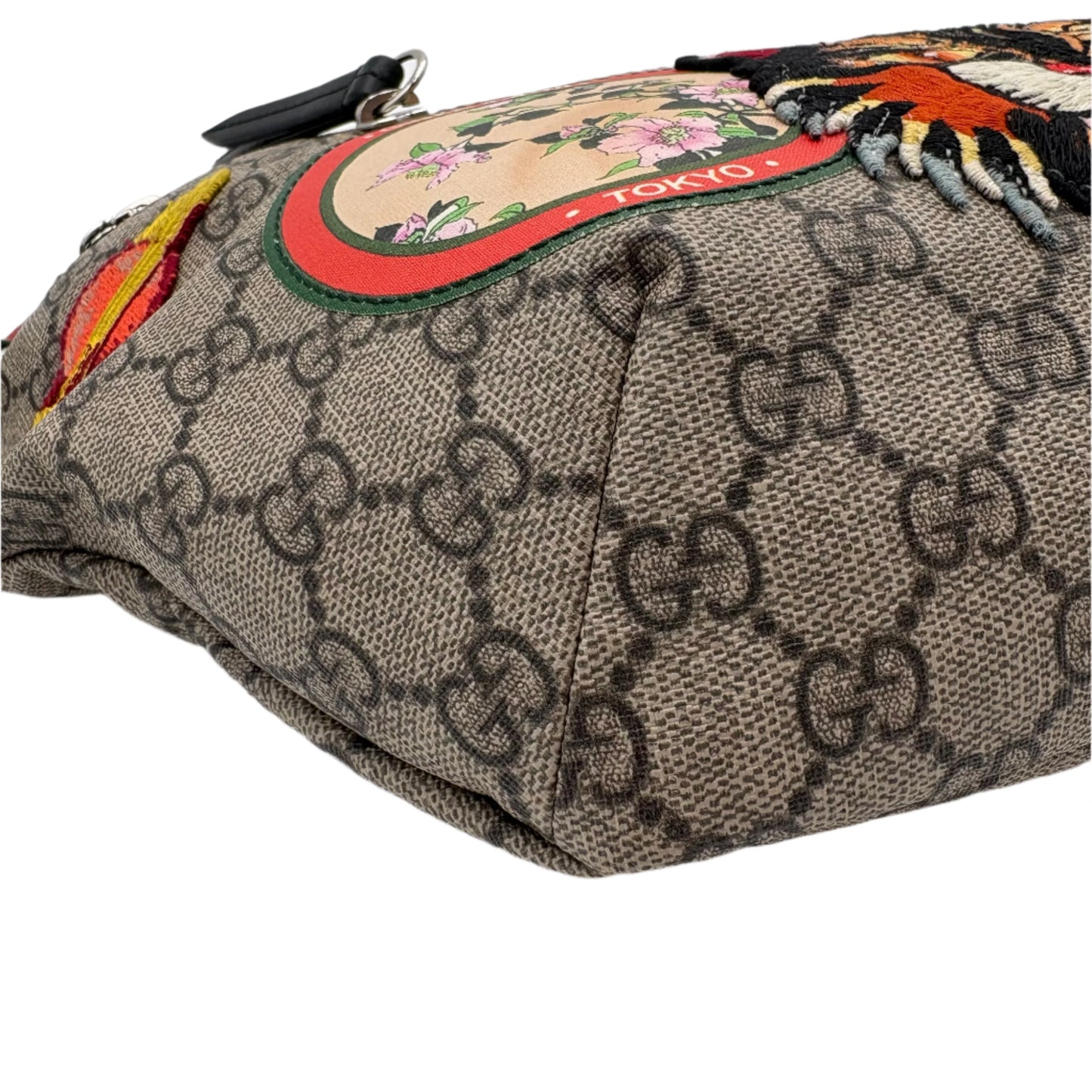Gucci GG Supreme Courrier Belt Bag