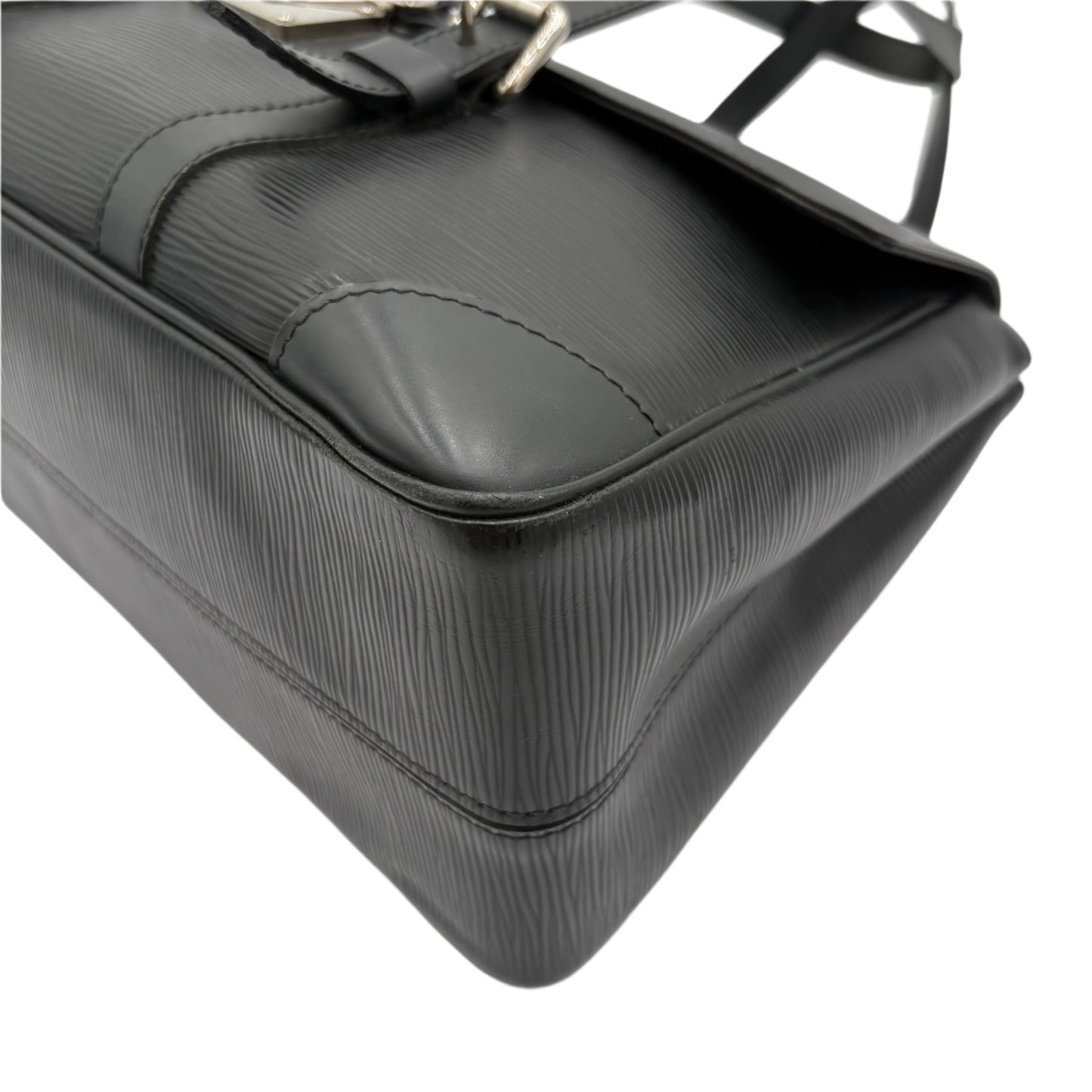 Louis Vuitton Segur MM Epi-Noir Black