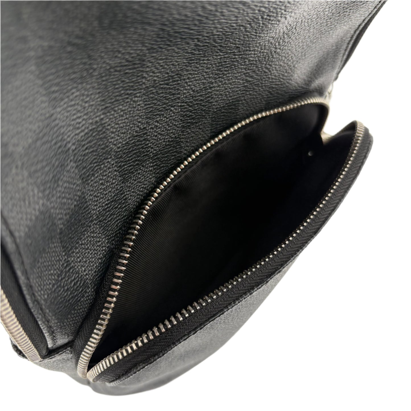 Louis Vuitton Avenue Sling Bag