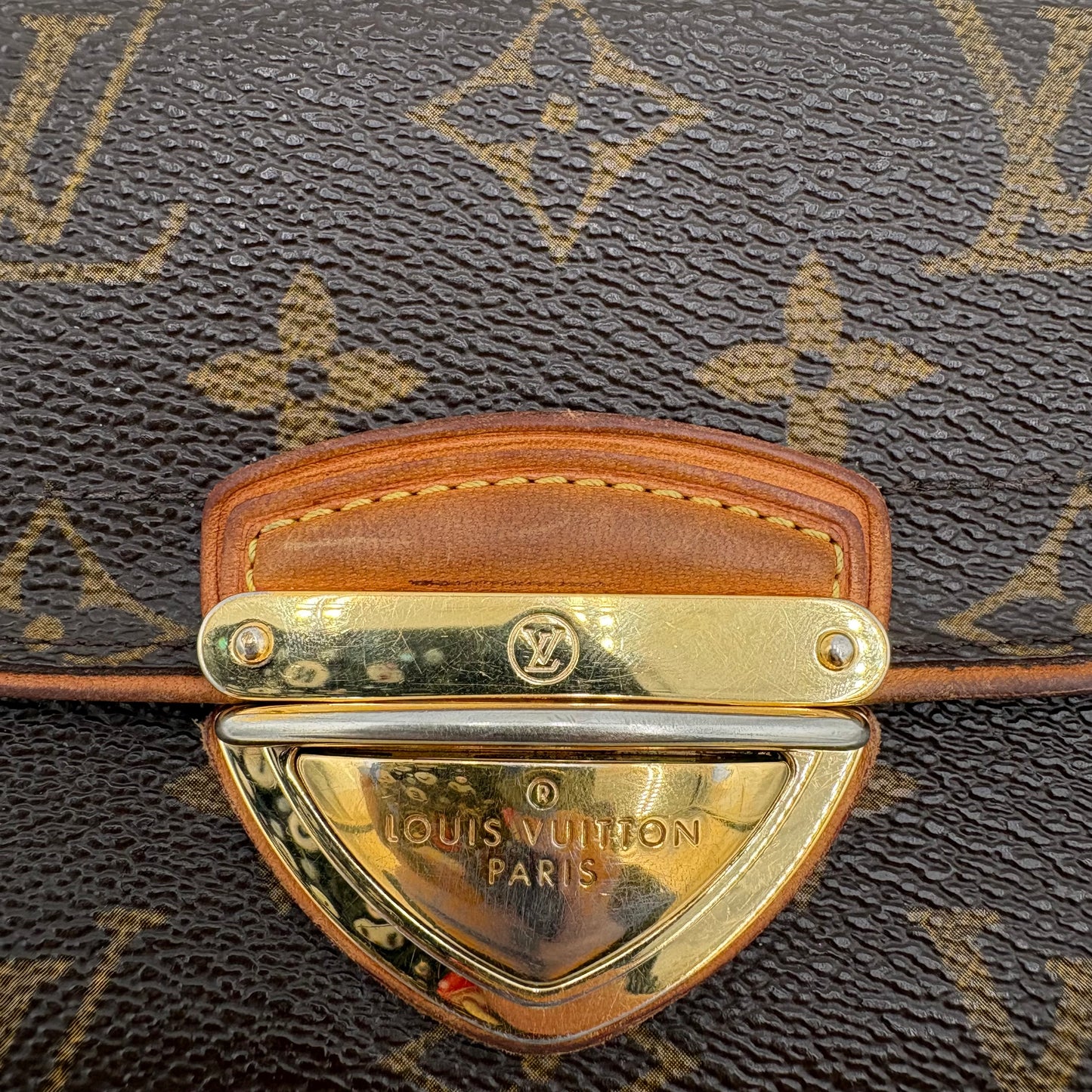 2009 Louis Vuitton Eugenie Monogram Long Wallet