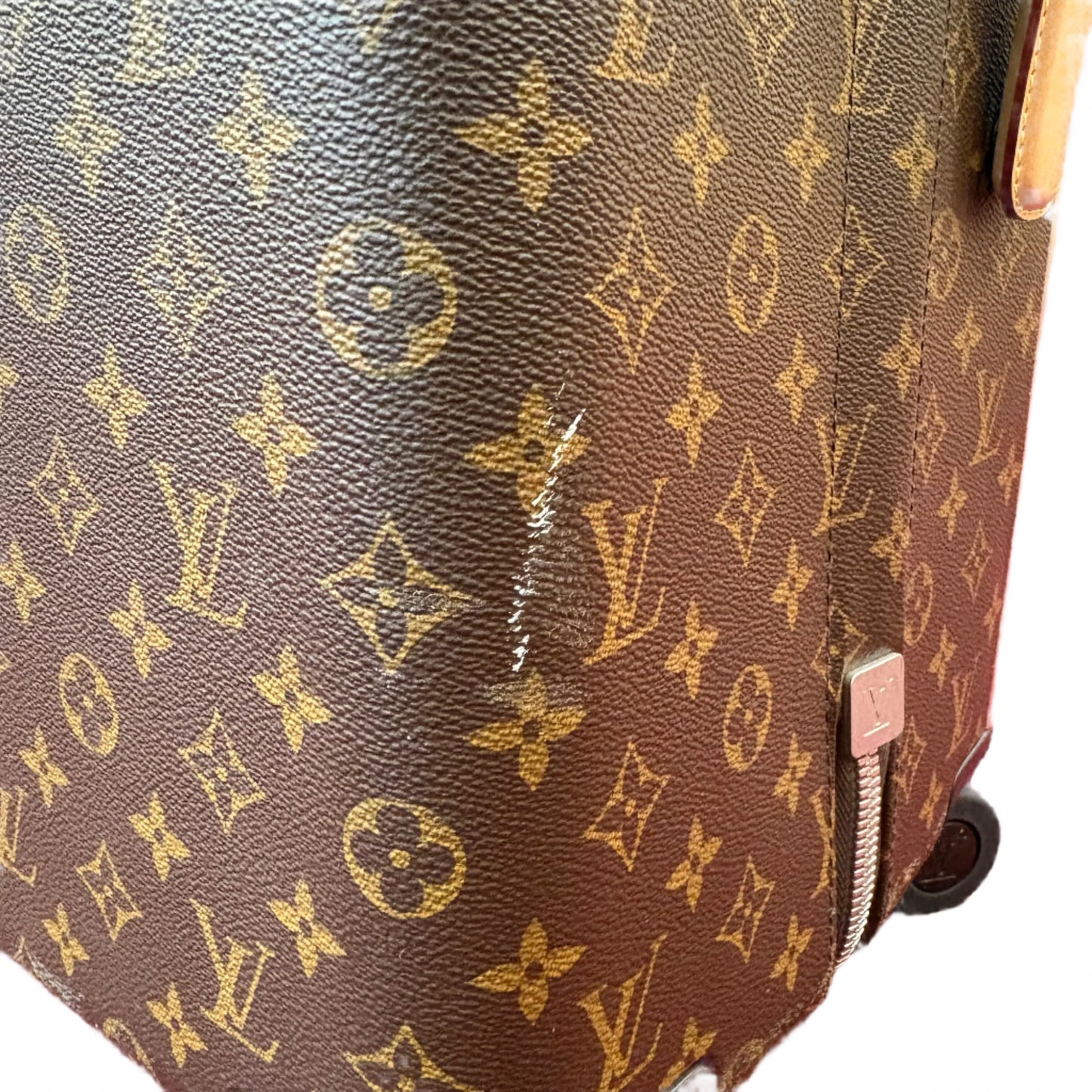Louis Vuitton Horizon 70 Monogram Suitcase