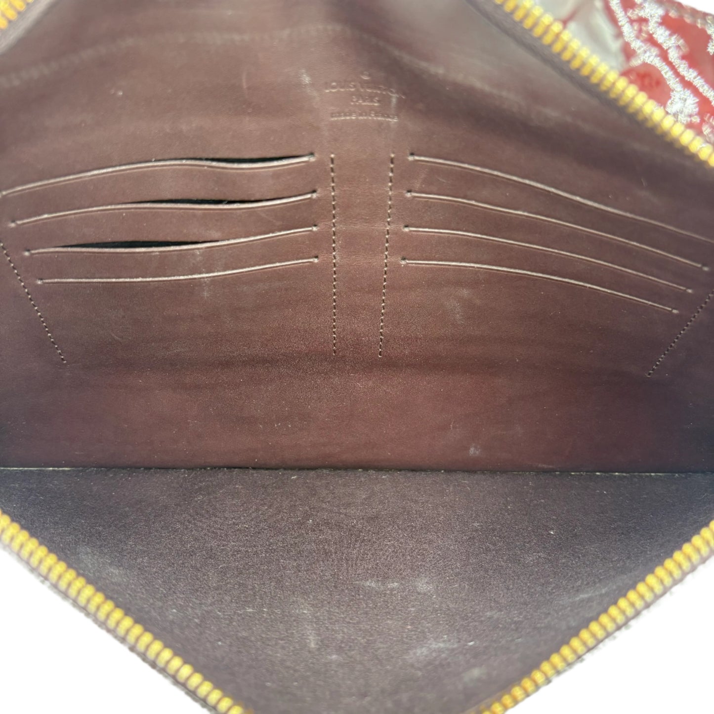 2010 Louis Vuitton Envelope-Vernis : Large