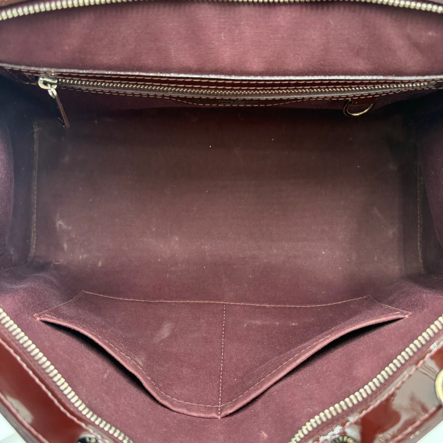 Louis Vuitton Brea MM Epi-Maroon