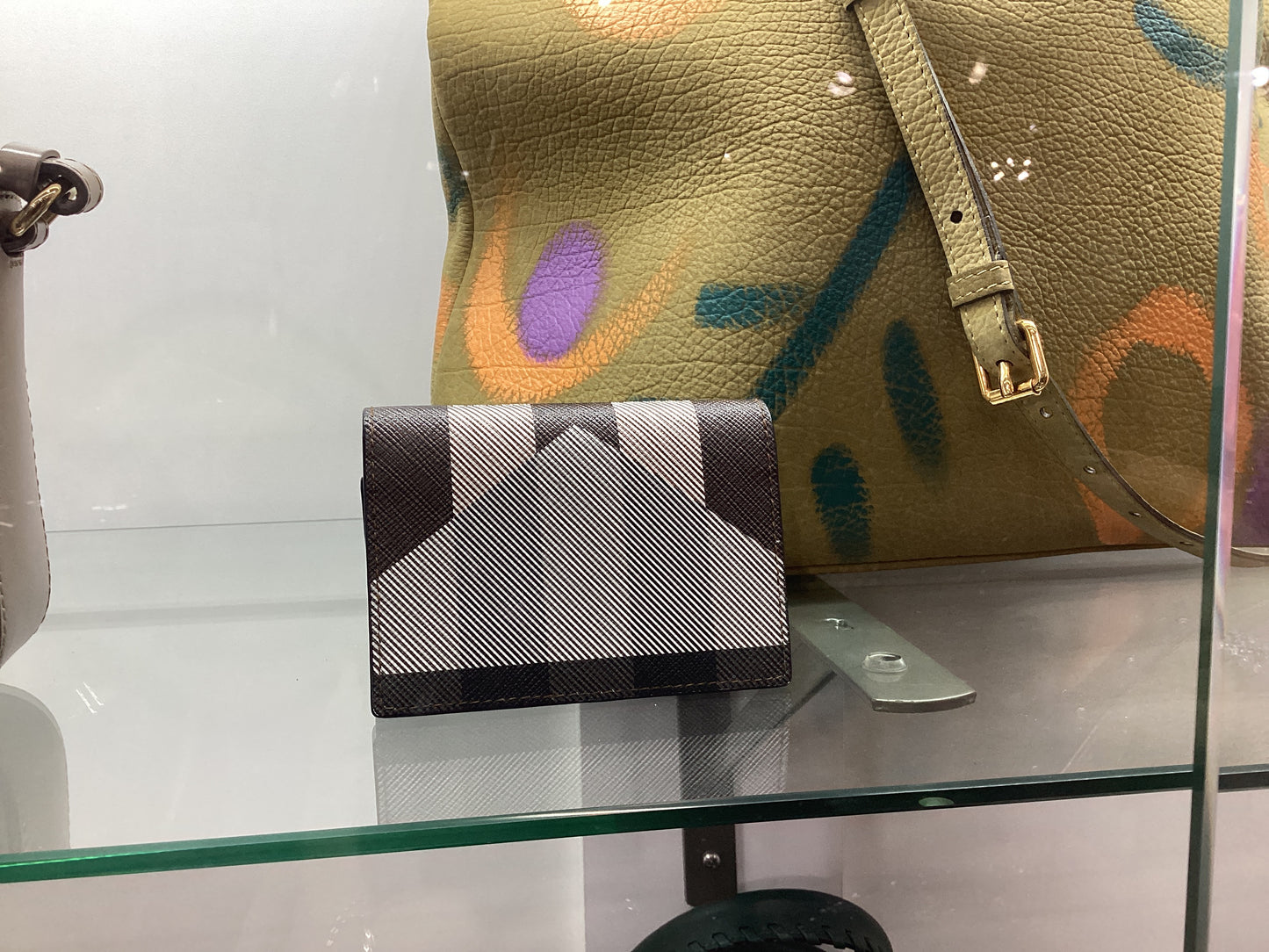 NWOT Burberry Geometric Bifold Card Holder