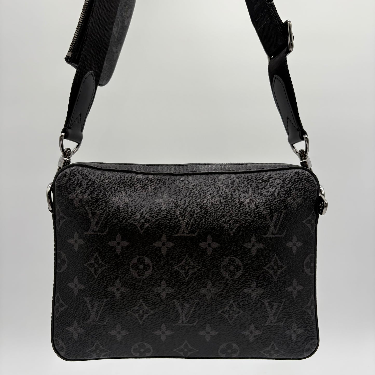 Chipped Louis Vuitton Eclipse Trio Messenger Bag