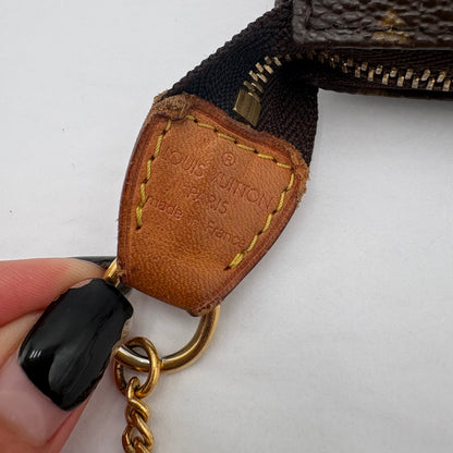 2004 Louis Vuitton Pochette Accessories