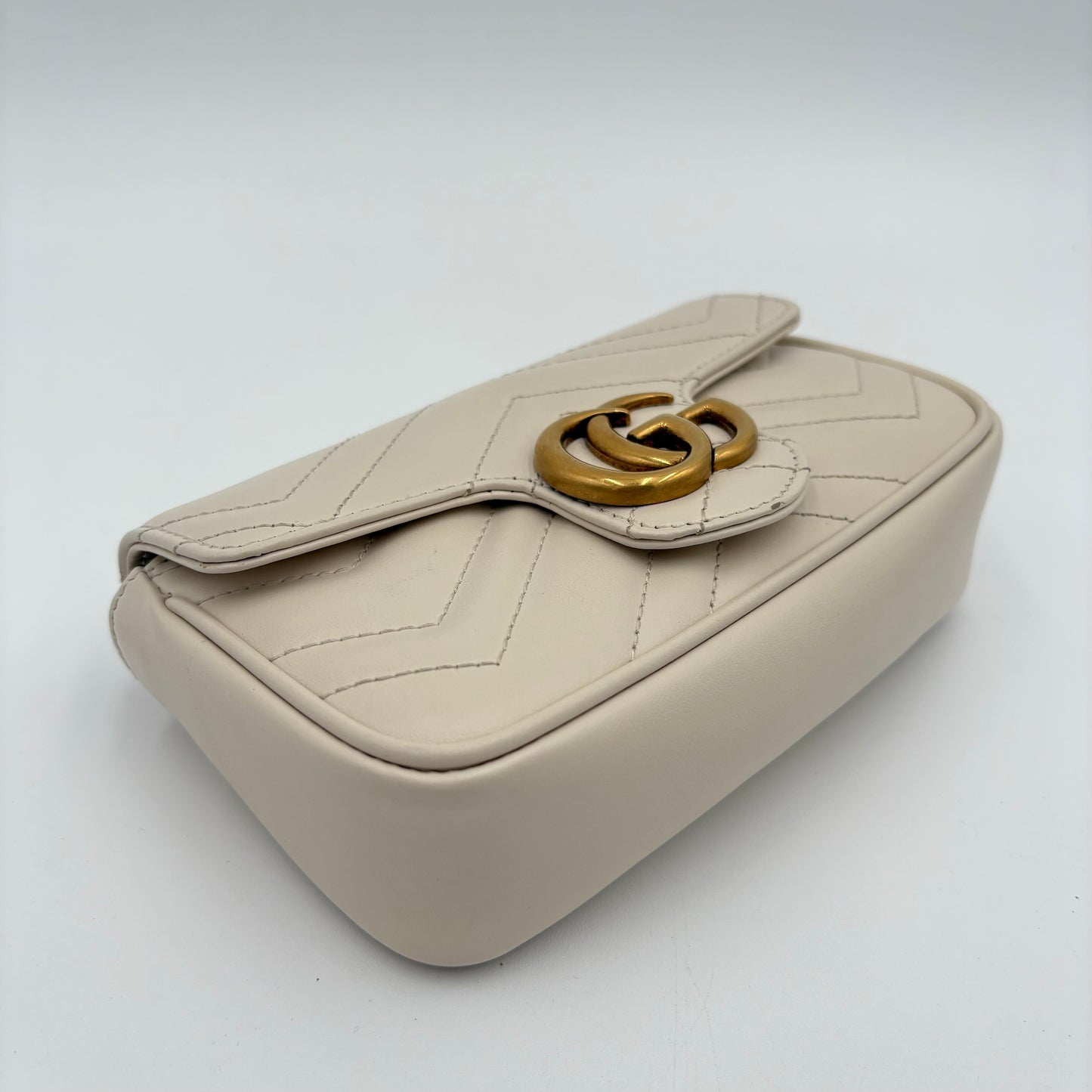 Gucci GG Marmont Chevron Super Mini Crossbody