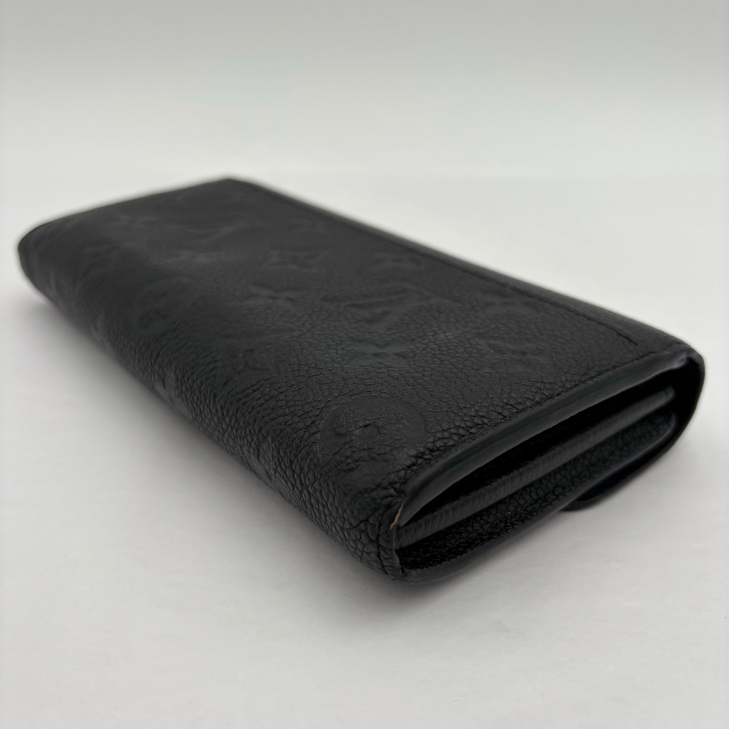 Chipped Louis Vuitton Sarah Wallet