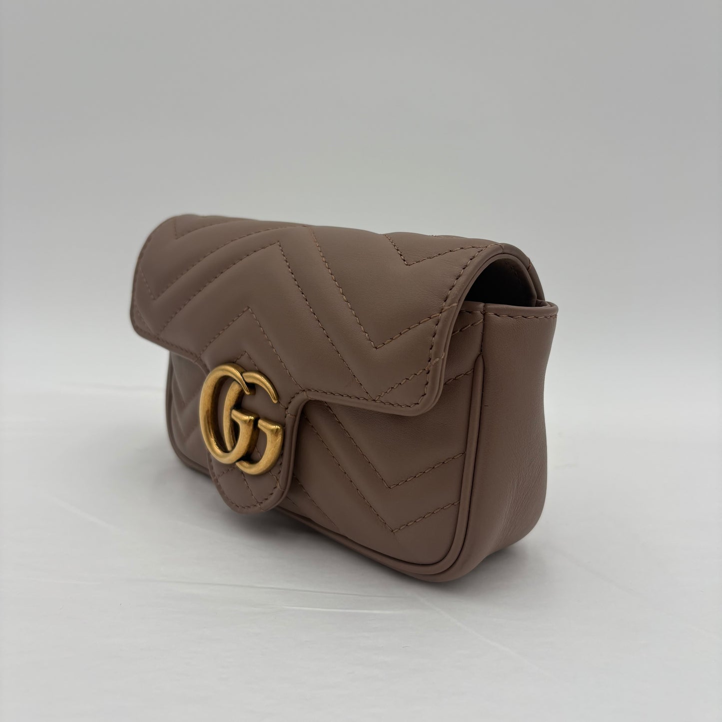 Gucci GG Marmont Super MIni Bag