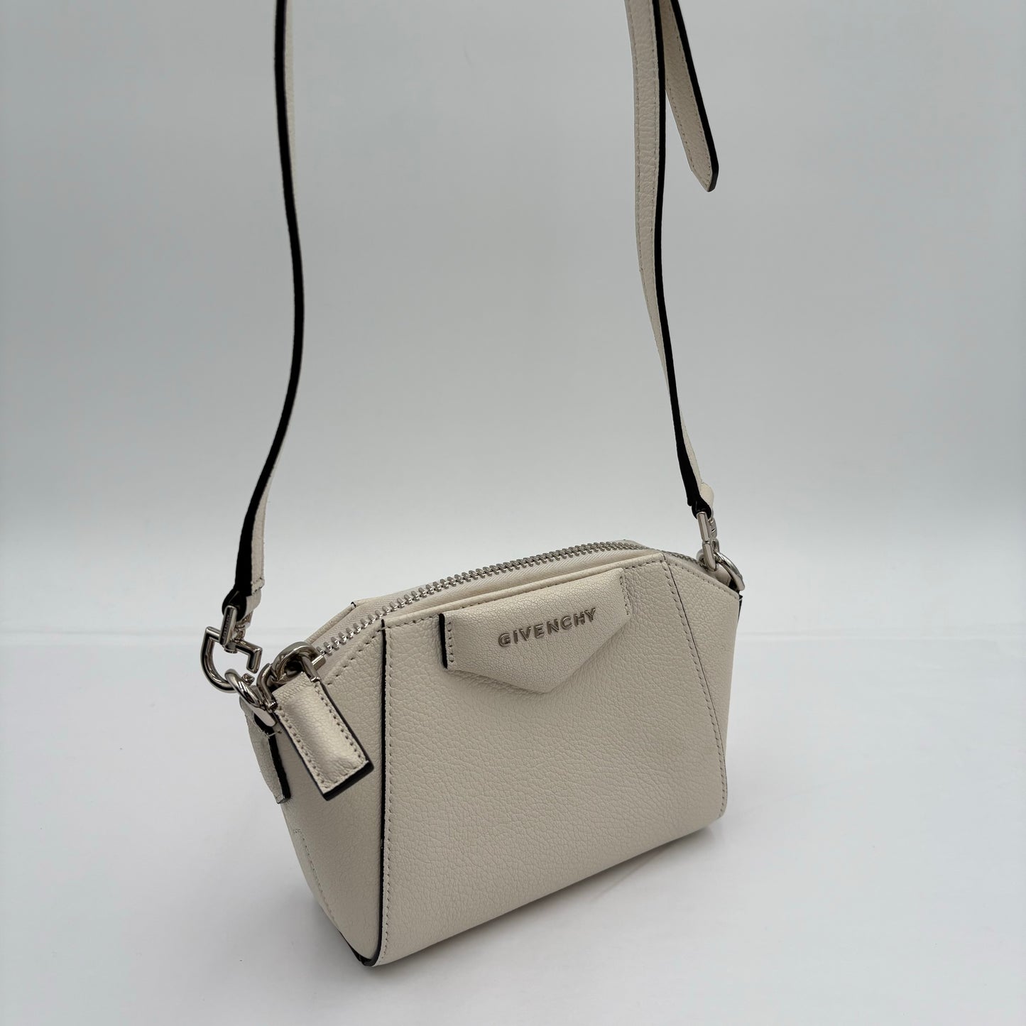 Givenchy  Nano Antigona Bag in Grained Leather