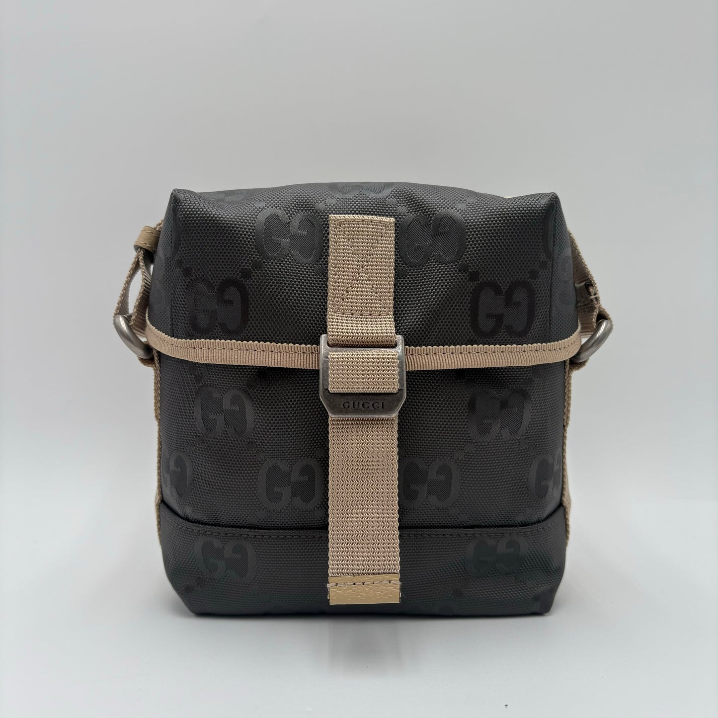 NWOT Gucci Off The Grid  Messenger Bag