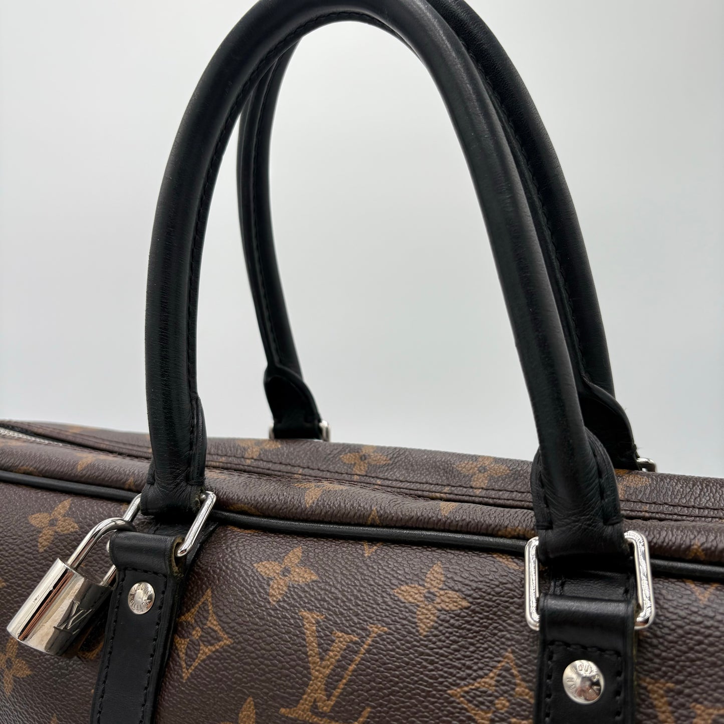 2011 Louis Vuitton Macassar Porte Documents Business Bag