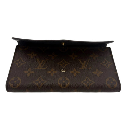 Chipped Louis Vuitton Sarah Wallet