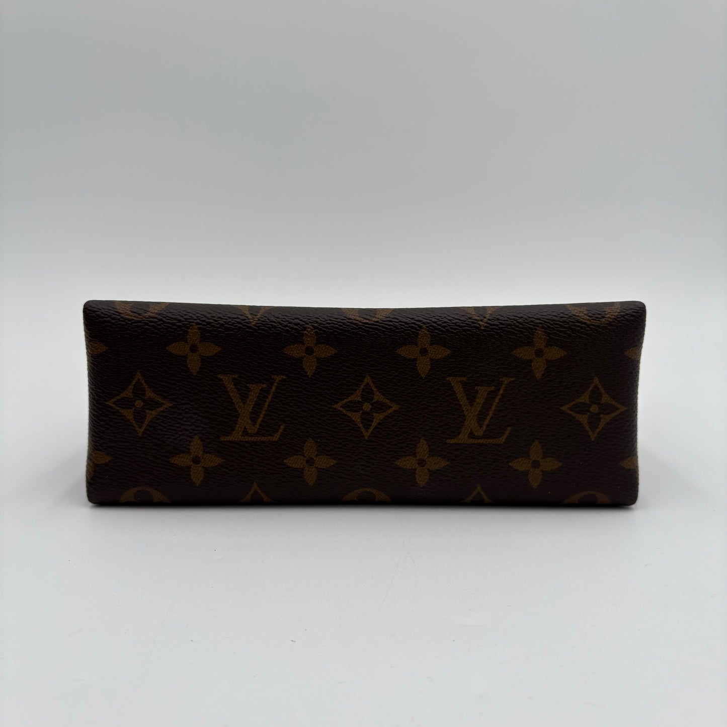 Chipped Louis Vuitton Monogram Locky 2 Way Bag