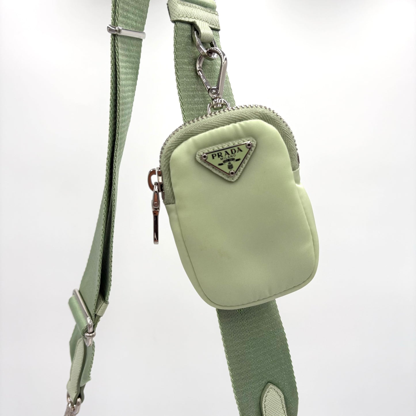 Prada Re-Edotopm 2005 Shoulder Bag