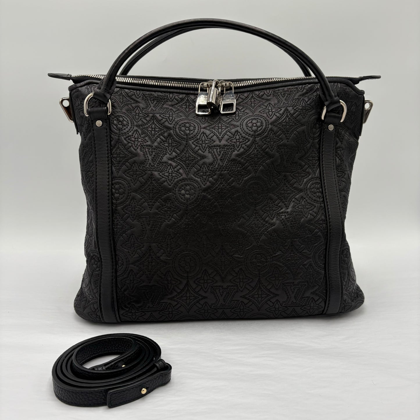 Louis Vuitton Antheia Ixia Leather 2 Way Bag
