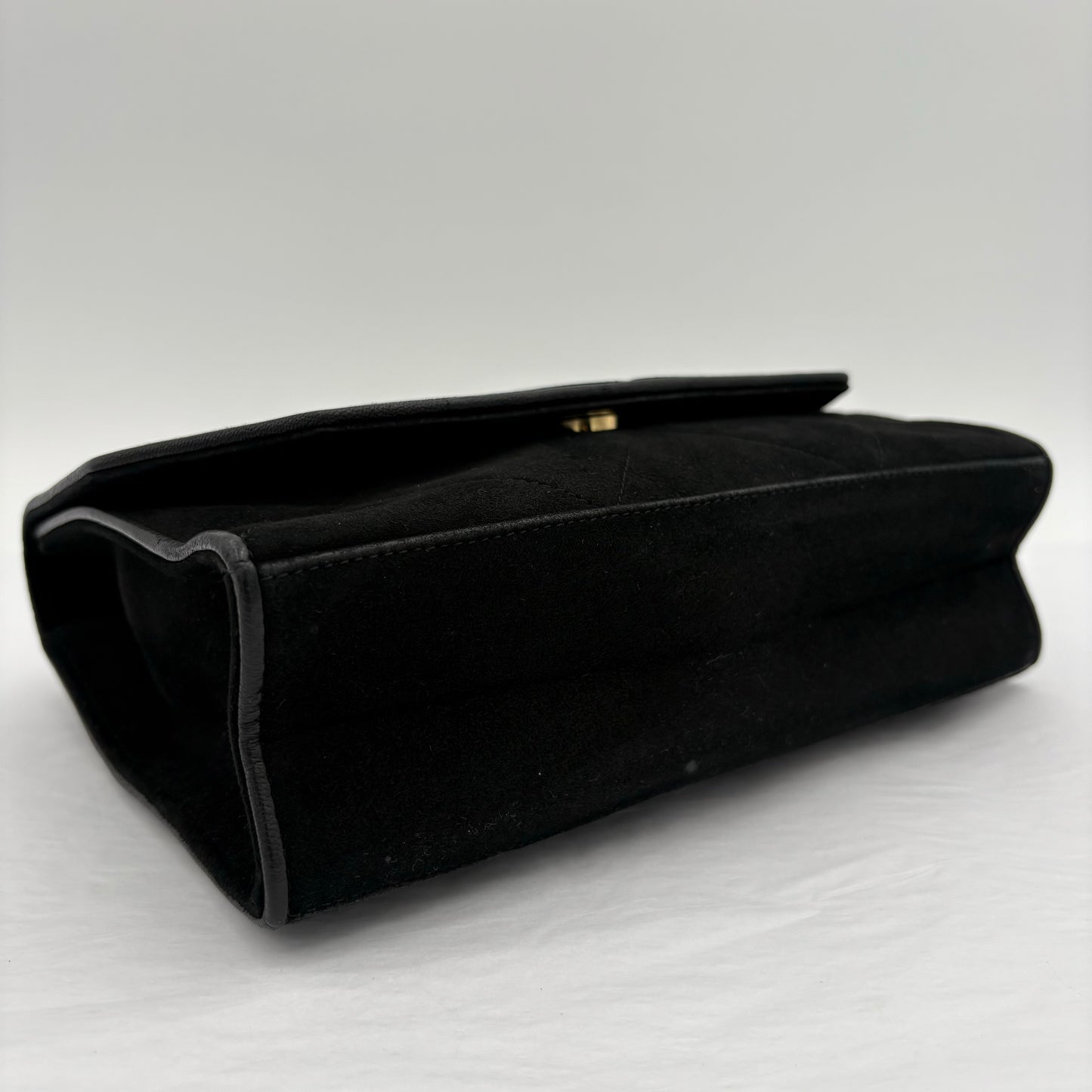 1986-88 Chanel Suede Diamond Stitch Flap Bag