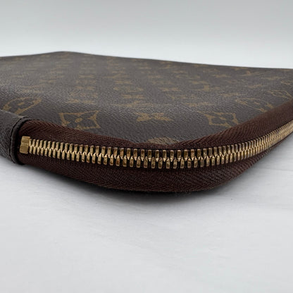 2013 Louis Vuitton 13" Monogram Laptop Sleeve