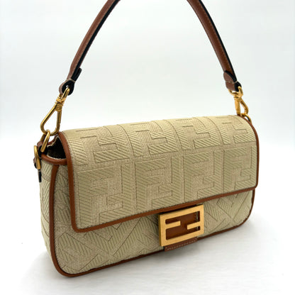 Fendi Raffia King Lucido Baguette