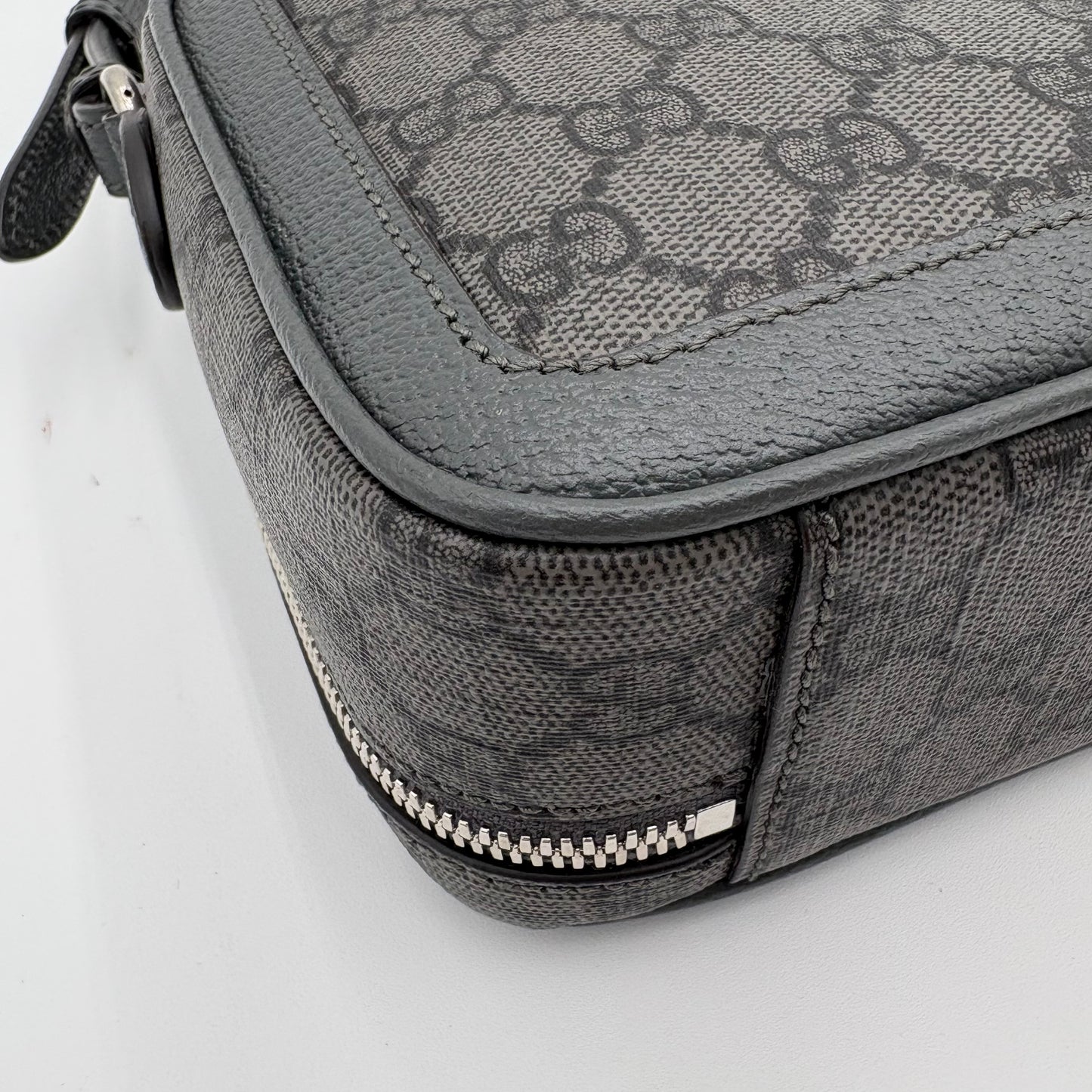 Gucci Ophidia Gray Black Supreme Crossbody bag