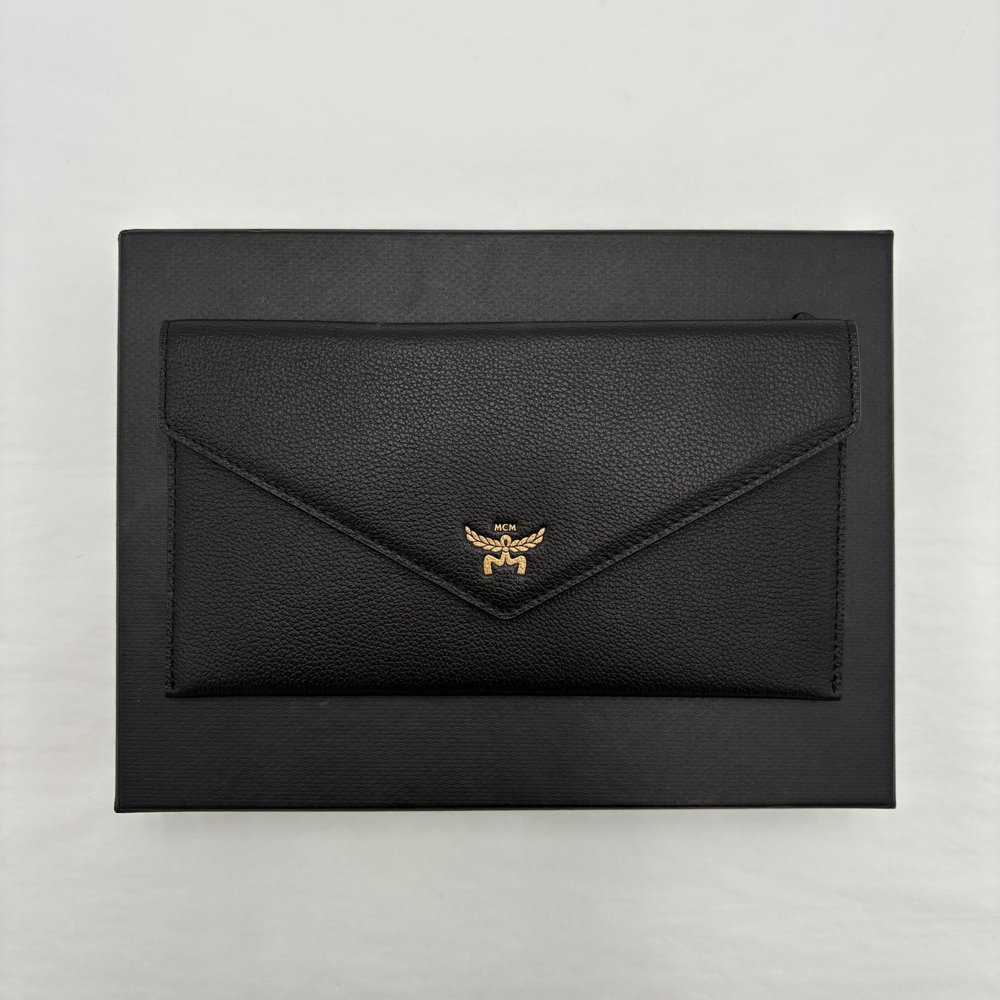 MCM Himmel Continental Pouch