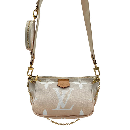 Louis Vuitton Multi Pochette Accessoires By The Pool