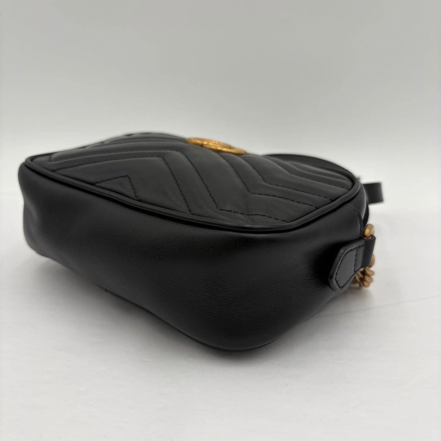 Gucci Mini GG Marmont Chain Shoulder Bag