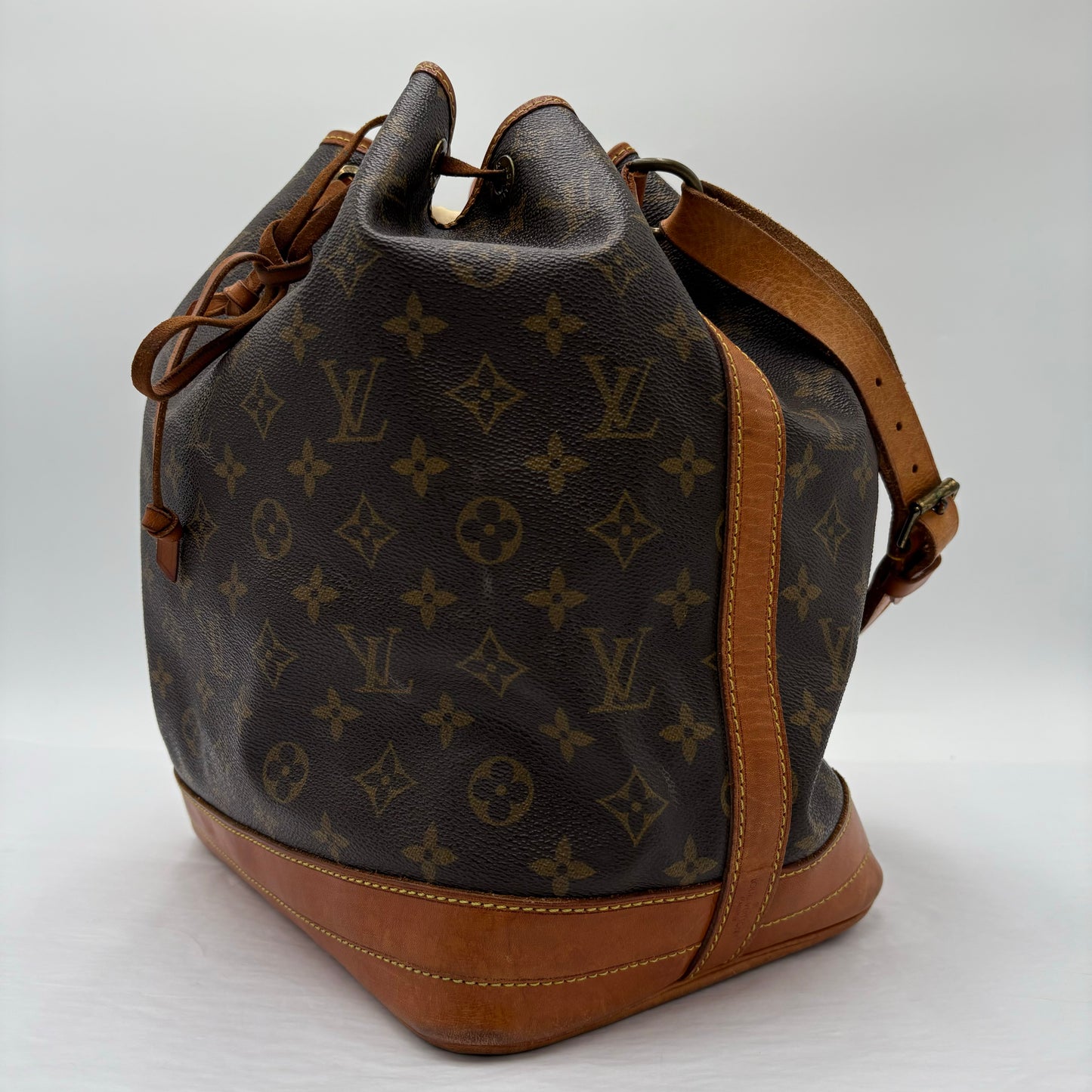 1984 Louis Vuitton Monogram Noe