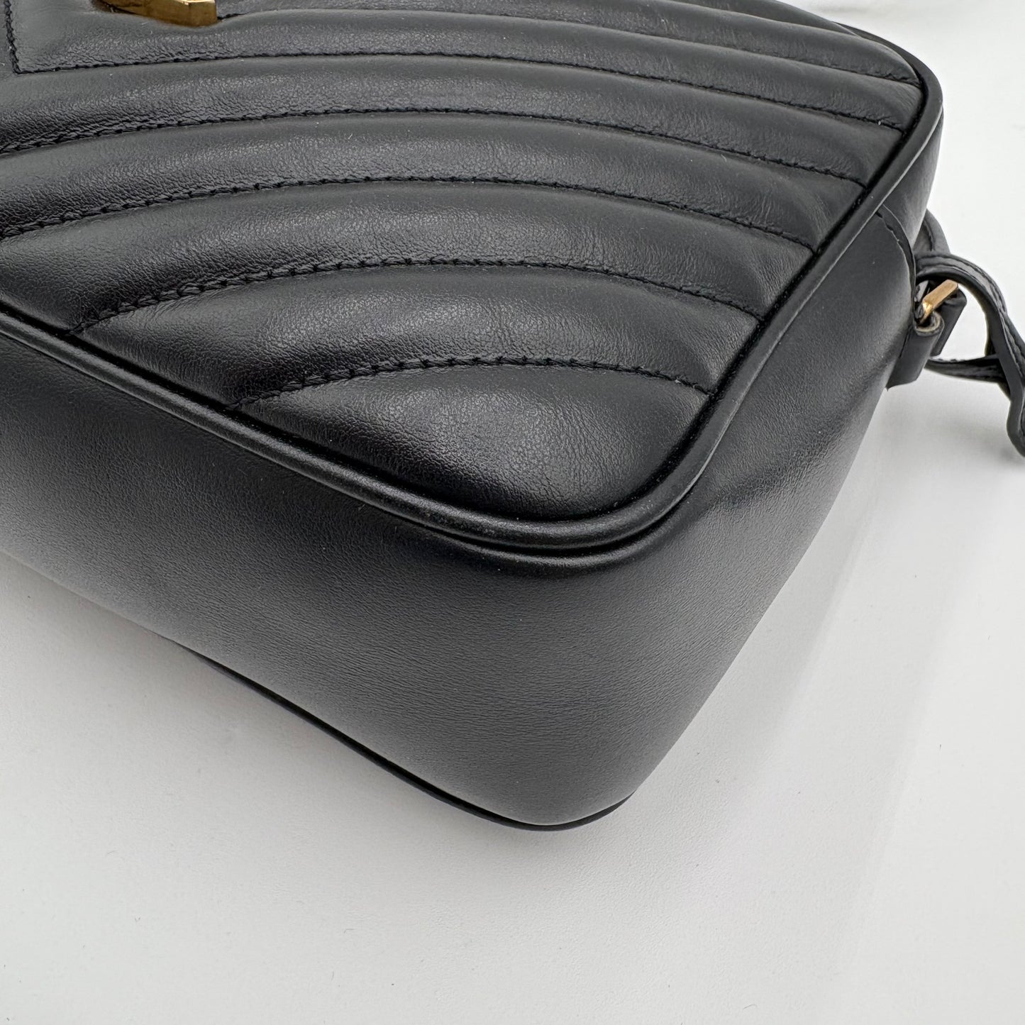 Saint Laurent Medium Lou Camera Bag-Black