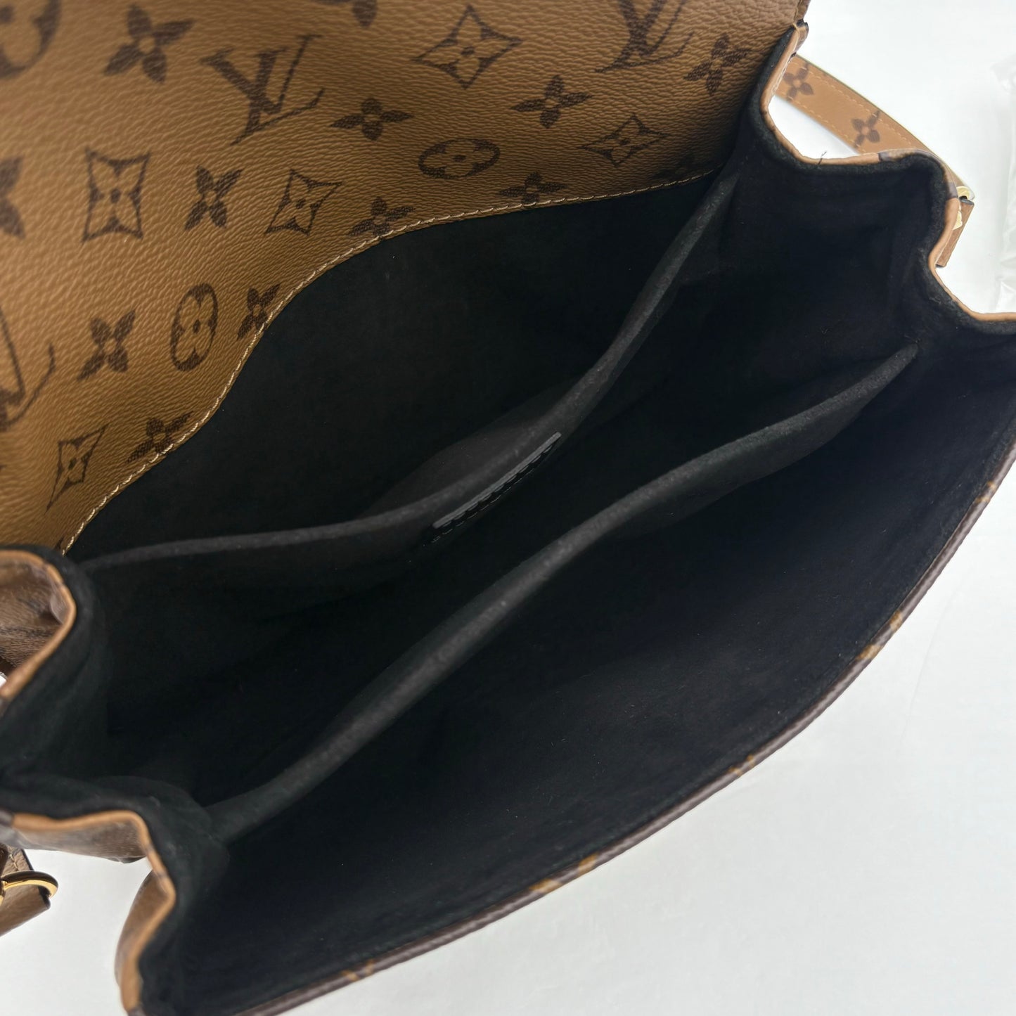 Louis Vuitton Reverse Monogram Metis