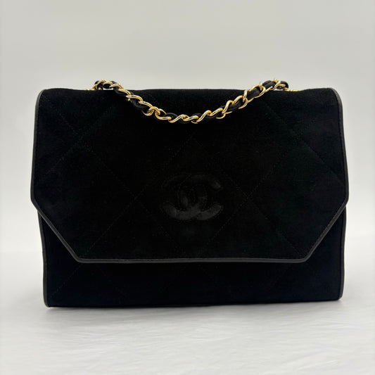 1986-88 Chanel Suede Diamond Stitch Flap Bag