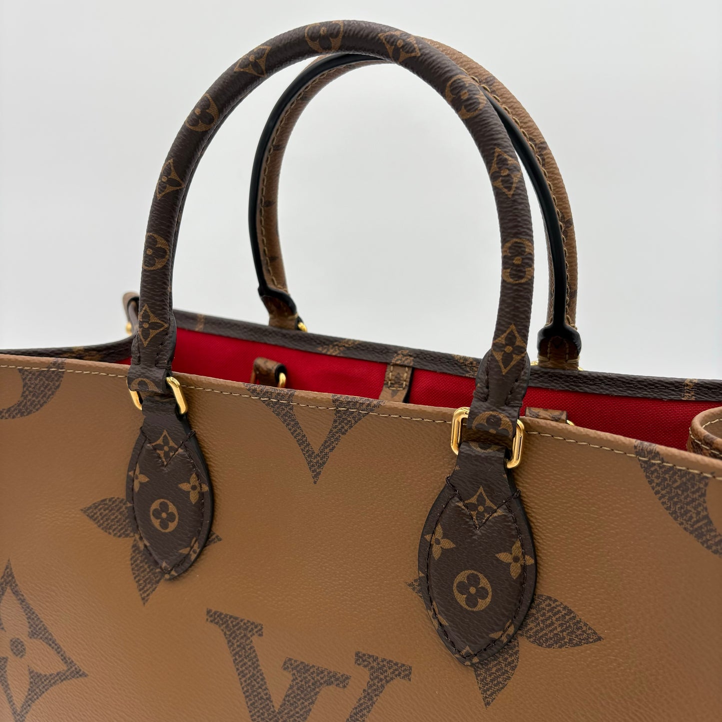 Louis Vuitton OnTheGo Tote-Reverse Mono : MM