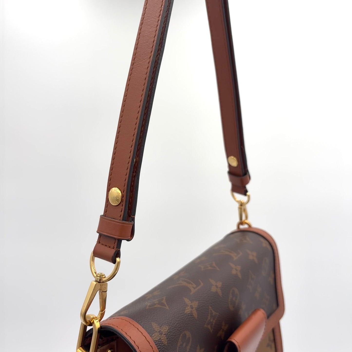 2019 Louis Vuitton Dauphine MM
