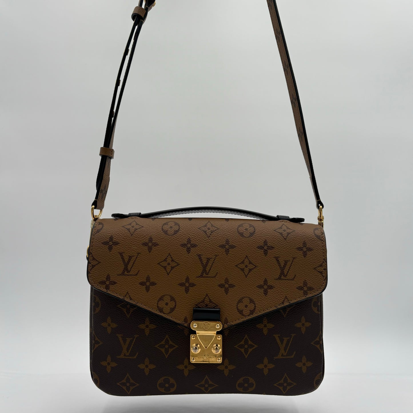 Louis Vuitton Reverse Monogram Metis