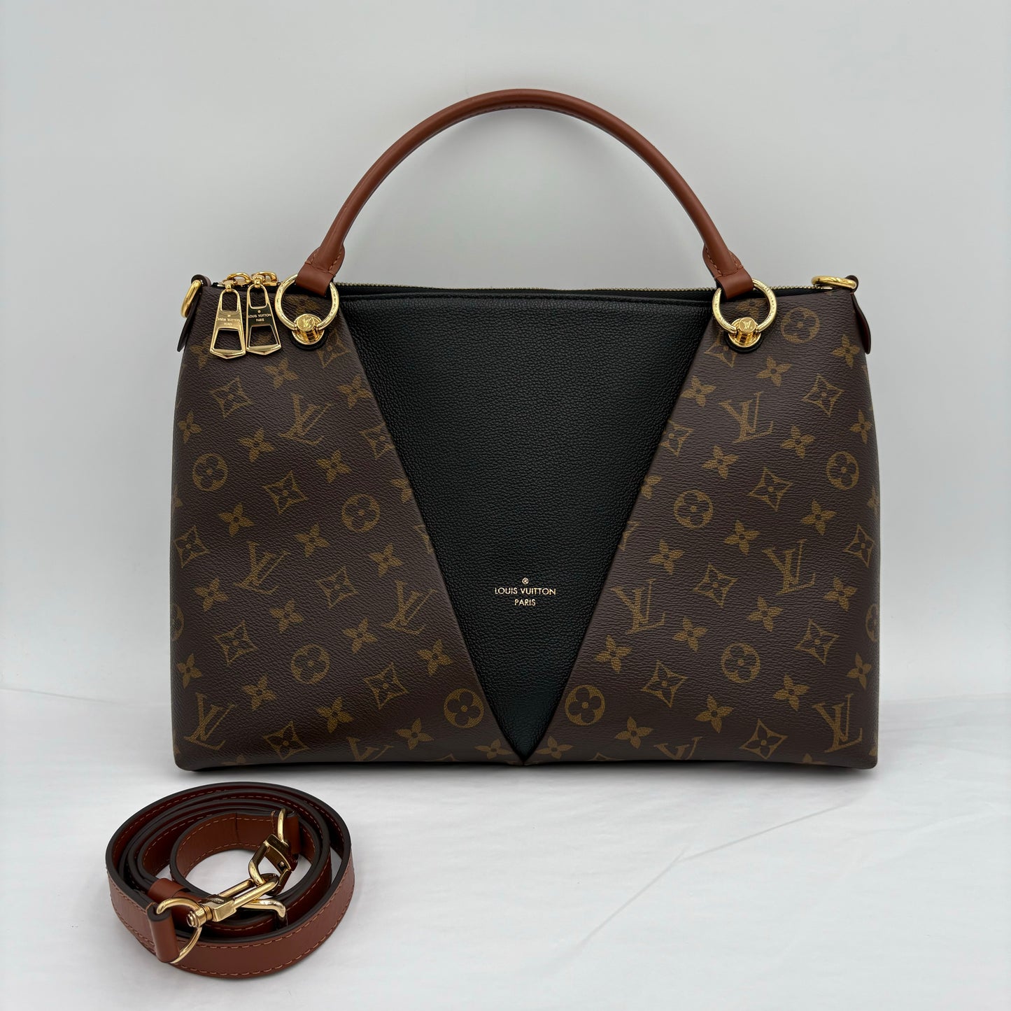 2020 Louis Vuitton V Tote Monogram/Leather 2 Way Tote