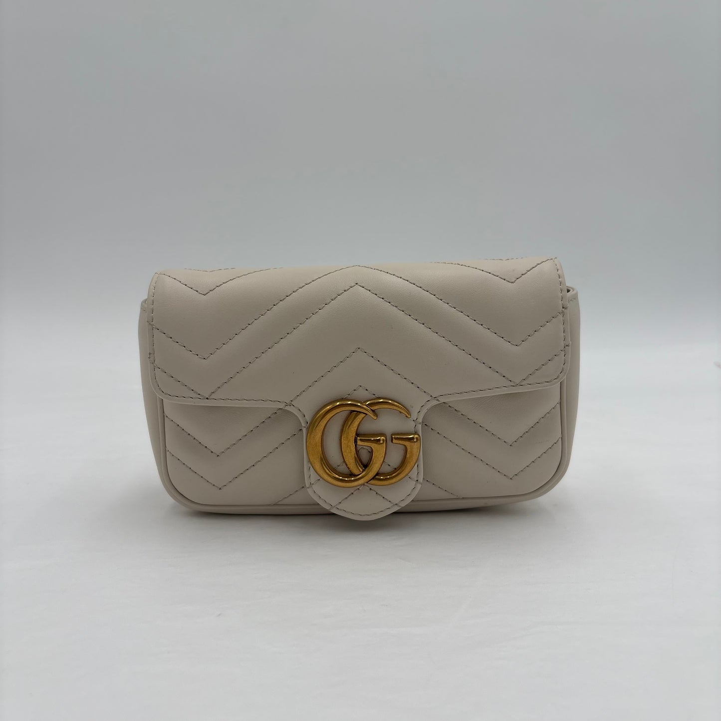 Gucci GG Super Mini Bag