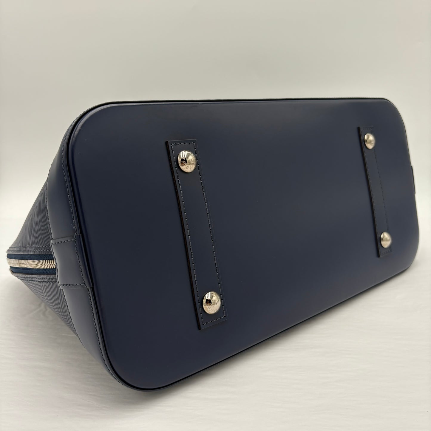 2012 Louis Vuitton Alma GM Epi Leather