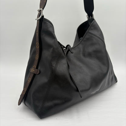 Chipped Louis Vuitton Carryall Vibe MM