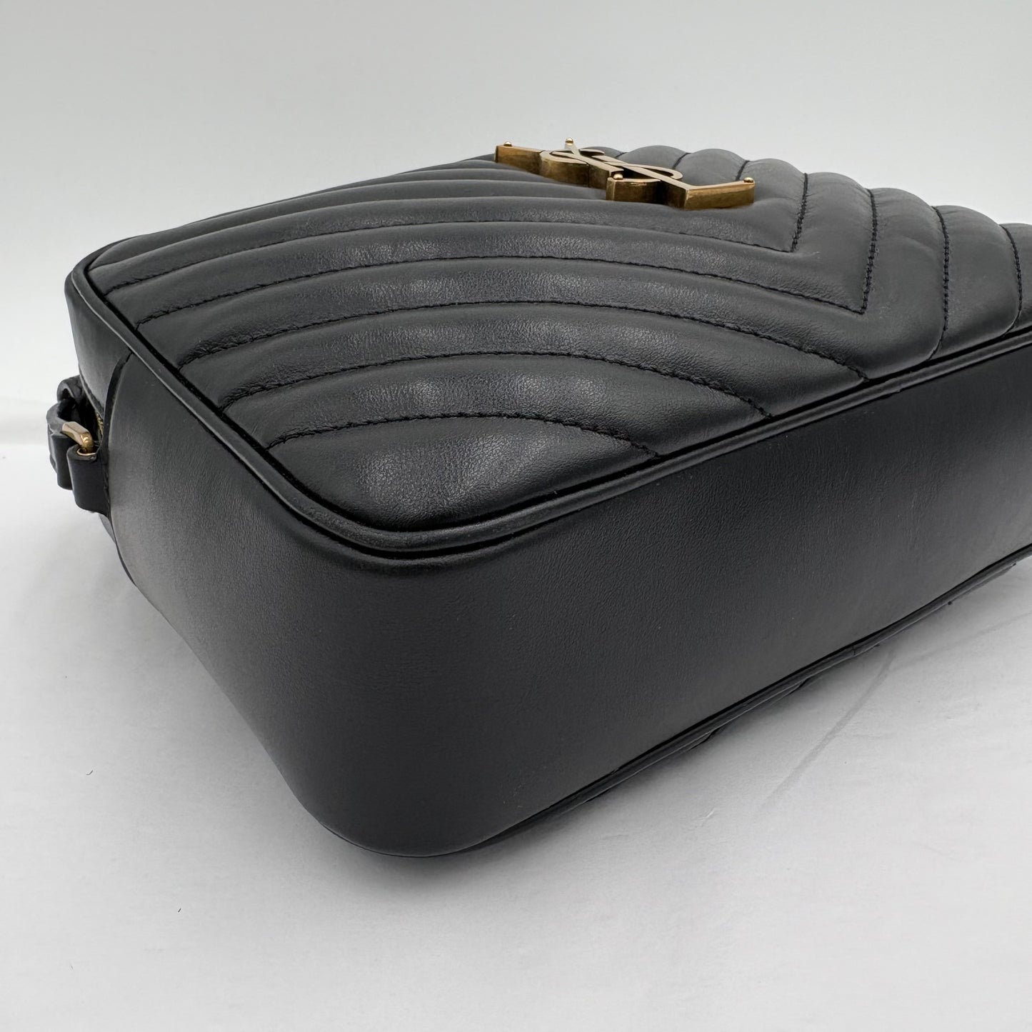 Saint Laurent Lou Medium Camera Bag
