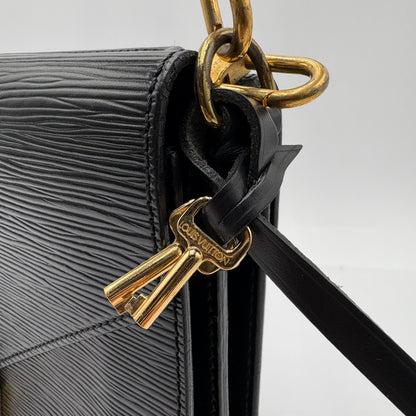 1992 Louis Vuitton Epi Sac Biface